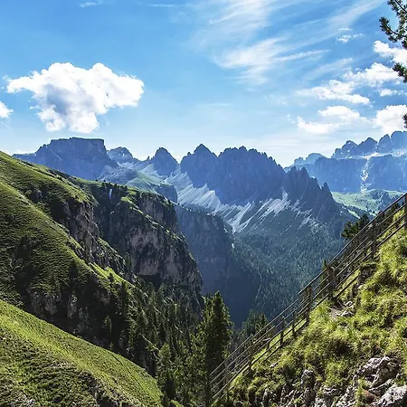Garni Geier Отель